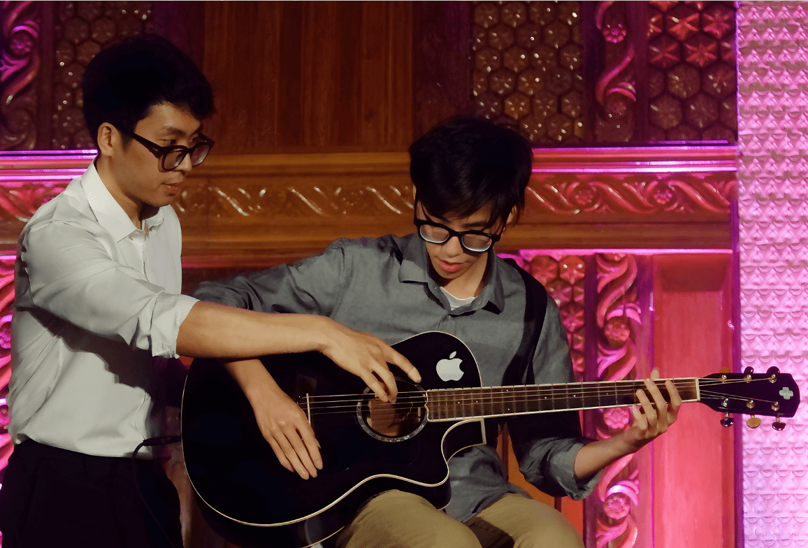 Biểu diễn sân khấu 2