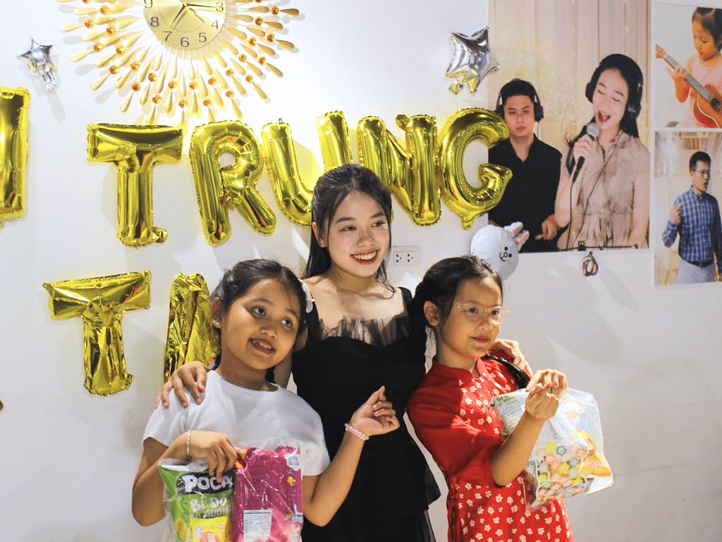 Cô giáo Huyền Trang – “Ngôi sao mai” của Voice Academy