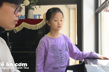 LET MUSIC BEGINS | Về Ăn Cơm – HV Khánh Thư – GV Minh Tuấn