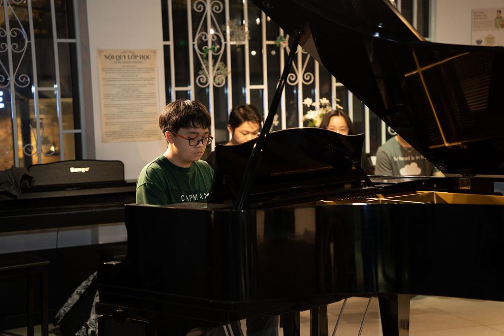 PIANO CỔ ĐIỂN CHO NHỮNG NGƯỜI MỚI BẮT ĐẦU