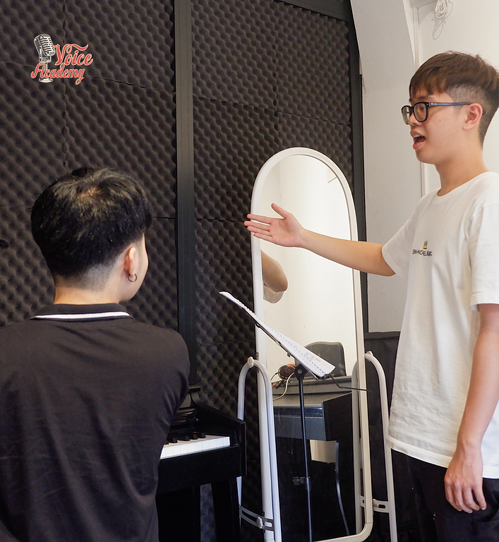 Tuyển Tập Karaoke Tết 2026: Hát Hay Hơn, Tự Tin Hơn Trong Mỗi Cuộc Sum Vầy | Voice Academy