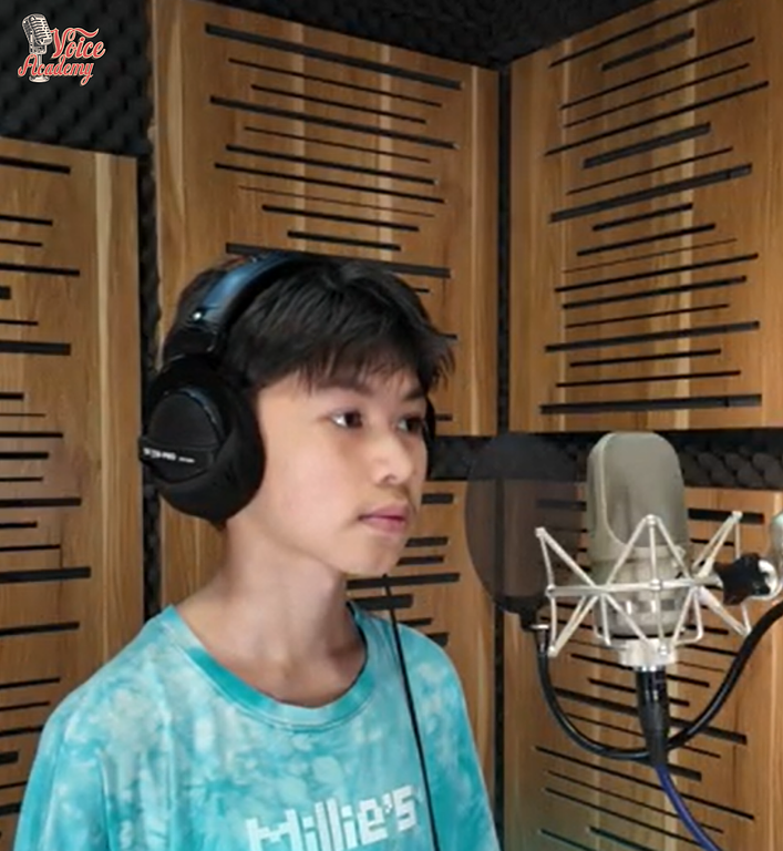 [Trải Nghiệm Kết Thúc Khóa Học Tại Voice Academy] Thu Âm Tại Studio – Ghi Dấu Hành Trình Cải Thiện Giọng Hát