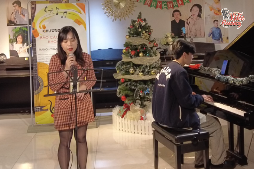 Buổi Báo Cáo Cuối Năm 2024 tại Voice Academy Láng Hạ